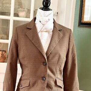 Hunt stock tie